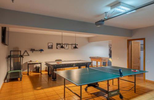 3B Villa Heated Pool Barbecue Games Room - Foto 35