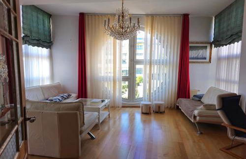 135qm 4 Zimmer Ferienwohnung in Stadtnähe, Wintergarten Parkplatz - Photo 25