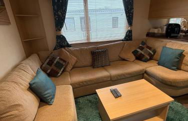Lovely Serenity 1 and gorgeous Serenity 2 are 3 bedroom 2 bathroom caravans - Foto 3