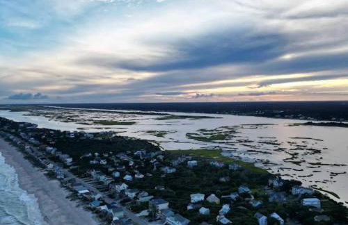 Surf City 2BR Model Home with Pool and Boat Ramp Access - Foto 24