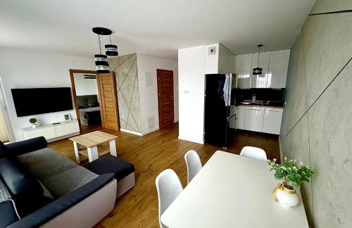 Jurajska Plaza - Nowoczesny apartament z osobną sypialnią, KLIMATYZACJA, Parking prywatny GRATIS - Kielce - Foto 2