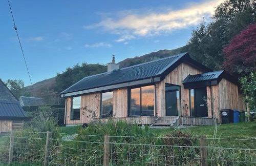 Torran Cottage, Lochside Home near Skye - Foto 1