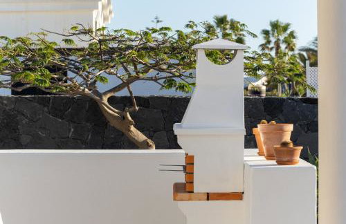 Villa Mo Luxury Heated Pool - Photo 20