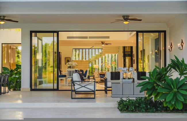 New Lake Front Villa in Golf and Beach Resort - Photo 17