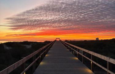 V4 Praia Verde - 8 to 11 People, 5 min beach walk - Foto 7