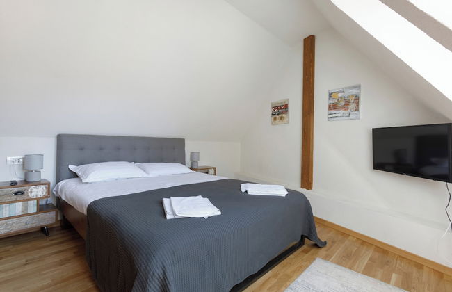 Aki Gray Apartment Serene Oasis - Photo 6