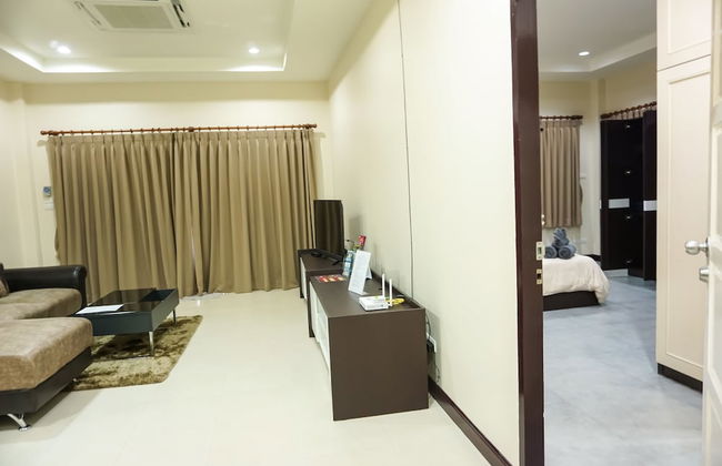 Family Villa Iona with Private Pool - Photo 35