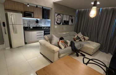 Apto aconchegante vista mar , tv, wifi e ar - Praia São Vicente - Foto 3