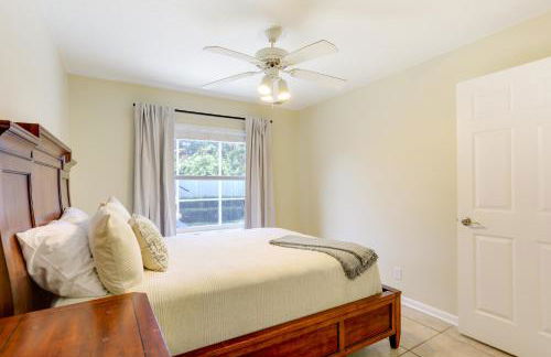 Sleek Jupiter Retreat with Lanai and Pool! - Photo 27