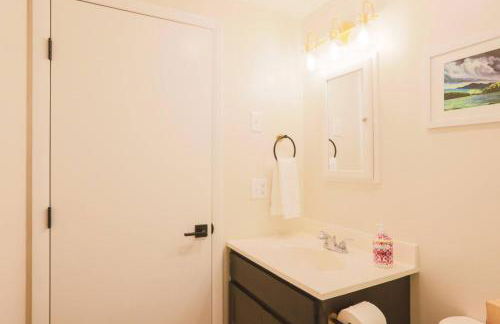 Vermont Lake Days Await | Boat, Bike, Unwind - Foto 18