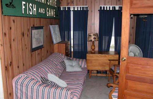 Cozy Cottage Rental with Views of Historic Lake Champlain in West Swanton, Vermont - Foto 2