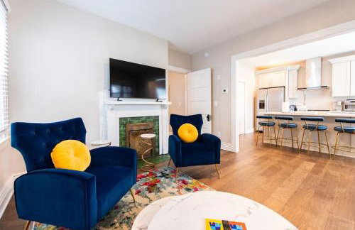 2BR Haven: Remodeled Gem! - Foto 3