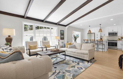 NEW! The White House, with 2 King Ensuites close to Parris Island and Downtown - Foto 22