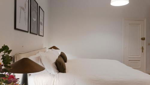 Amplio Apartamento en Casco Viejo - Corazón de Bilbao - Foto 5