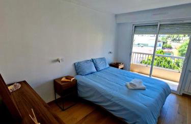 Elegant and comfortable 3 room, beach & transport within walking distance - Photo 28
