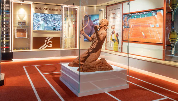 Entrada al Museo Rafa Nadal - Foto 2, Estatua de Rafa en arcilla