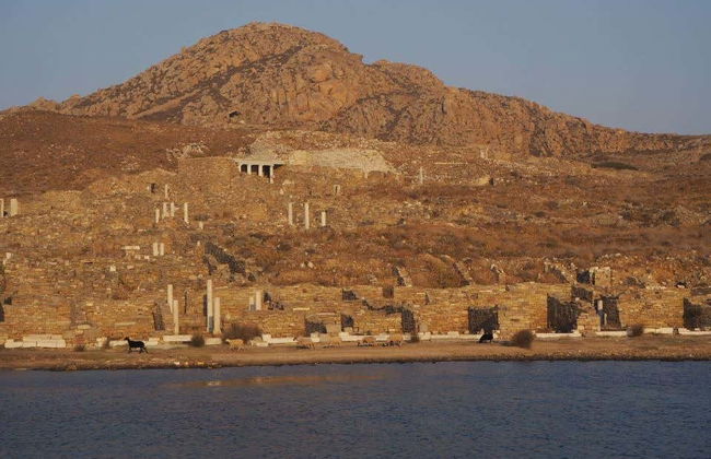 Ferry entre Mykonos y Delos - Foto 3