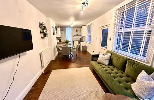 Amazing location 20 min to center - Foto 3