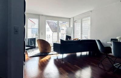 Lakefront View Entire Apartment with 2 bedrooms, 2 full bathrooms & Balcony Waterview - Foto 3