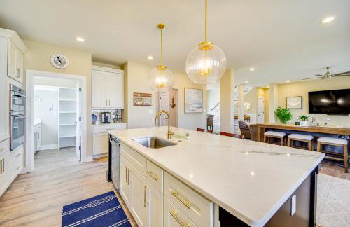 Near Beach and Trails Elegant Home in Cape Charles! - Foto 12