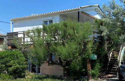 Villa Tamaris - authentique chalet - Gruissan Plage des chalets - Foto 1