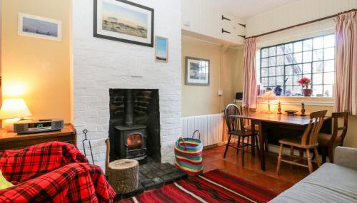 Yew Tree Cottage - Photo 3