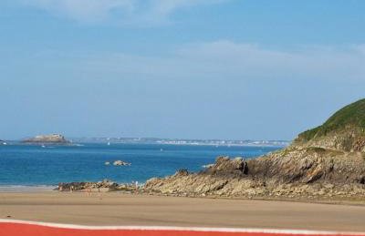 PHARE DE LUMIÈRE DE ST-LUNAIRE spacieux, à 5 min de la plage - Foto 24
