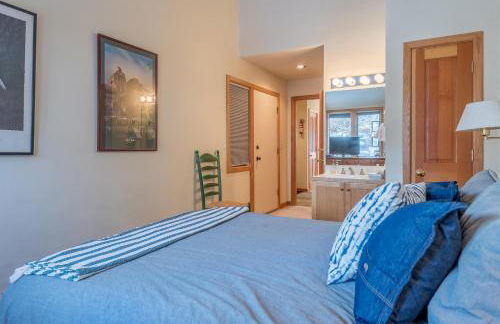 Greyhawk Condo 09 - Photo 12