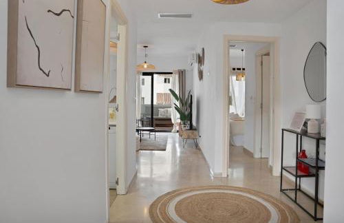 Elegance and luxury with a pool in Miraflores Golf - CASA GOLF RIVIERA PARK 3 2 E - Photo 5