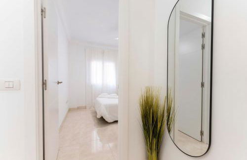 Acogedor apartamento de dos dormitorios a 50 metros del mar y a 5 minutos al Aeropuerto Tenerife Sur - Foto 16