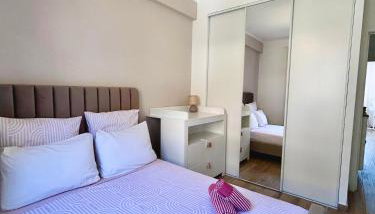 Near Port & City - Private Parking & Breakfast - Full apartment - Foto 3, towels, wardrobe