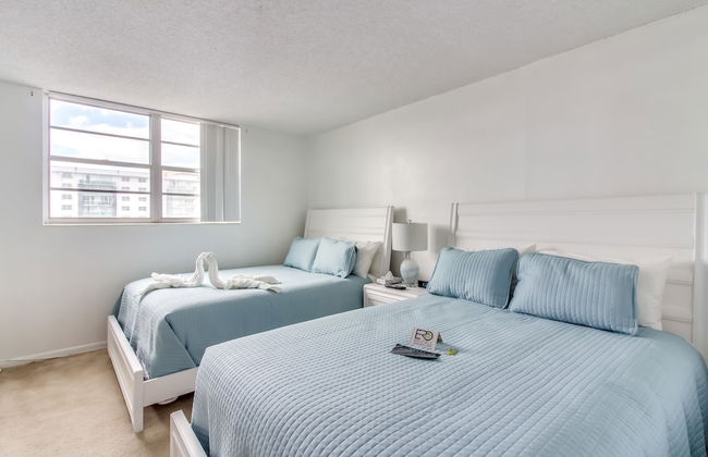 Ocean Reserve Luxury Condos Across from Sunny Isles Beach - Foto 23