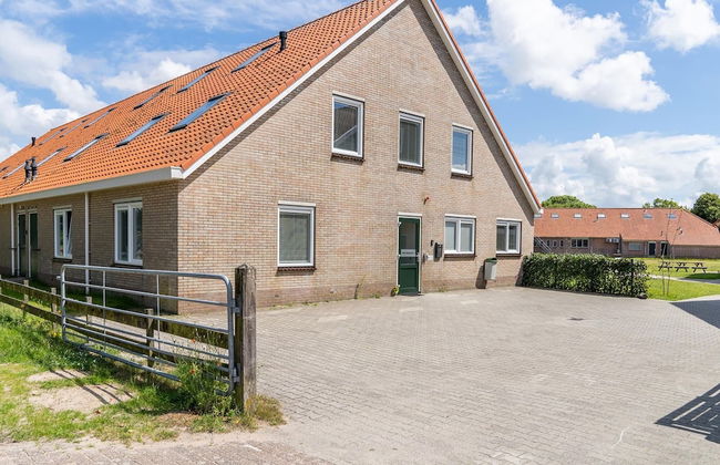 Holiday Home in Nes With Garden - Photo 28