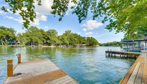 4-Season Boathouse, Hot Tub! Guadalupe River Oasis - Foto 2