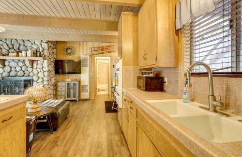 2 Mi to Lake Arrowhead Pet-Friendly Cabin - Foto 6