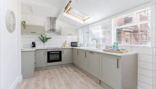 Prime Location - Southwold Gem - Sleeps 8 - Whole Cottage - Foto 2, Other