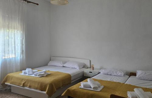 CK vacation house - Photo 17