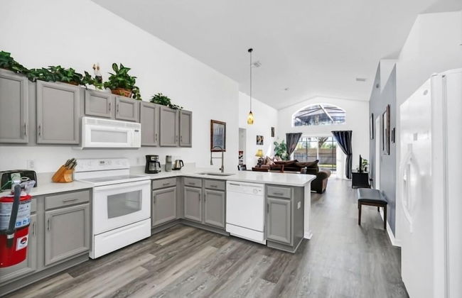 Blue Spa Private Pool Home With Game Room! 4 Bedroom Villa - Foto 9