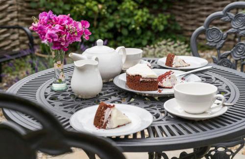 Box Cottage - Photo 10