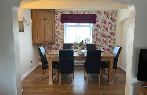 Cute and cosy 2 bed cottage - Foto 15