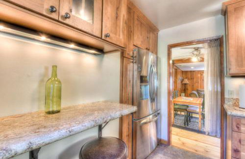 Moonlight Cove w/ Grill Tahoe Beach Next Door! - Foto 17