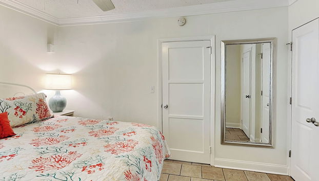 Captains Quarters B by Tybee Vacation Rentals - Foto 5, Habitación