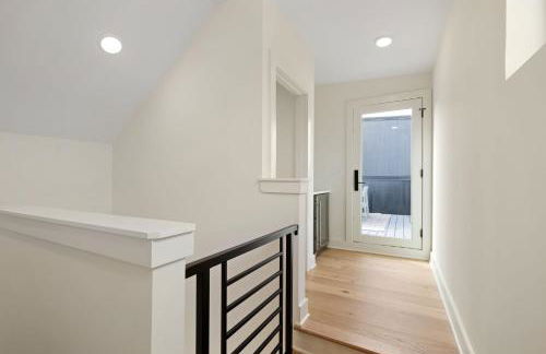 The Chestnut - Brand New Rooftop Skyline Views - Foto 57