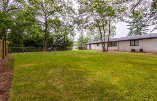 4 BR Sleeps 10 Near UGA & Downtown - Photo 60