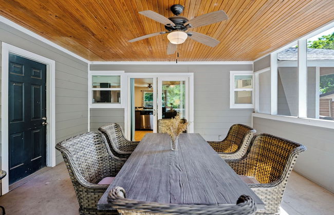 Screened-in Porch Walkable to Soco - Foto 38