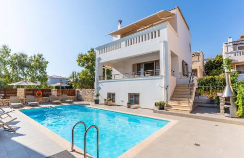 Villa Gagra - Villa by the Sea with a Private Pool - Foto 1