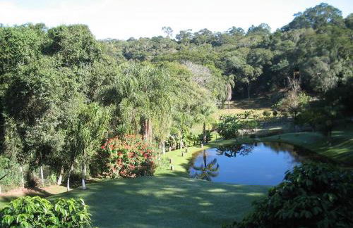 Linda chácara em Ibiuna com lago e piscina - Foto 22