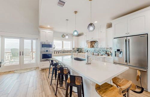 Stunning Beachfront Cargo Lift Sleeps 14 - Foto 6