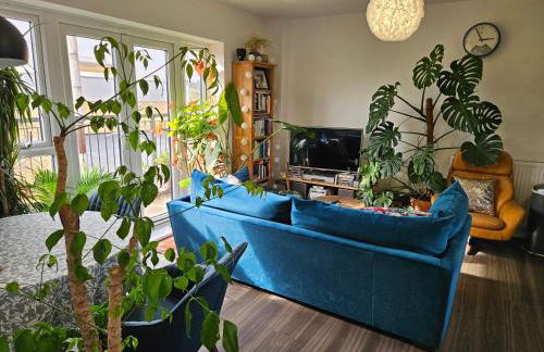 Stylish 1BD Flat with Parking Hackbridge - Foto 6