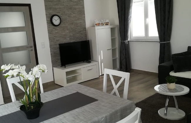 Apartment Villa Bijele Stijene - Photo 11